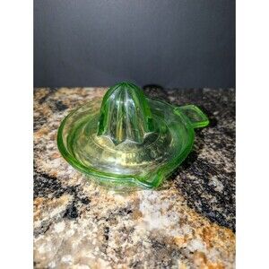Vintage Federal Green Depression Uranium Vaseline Citrus Squeezer Lemon Juicer
